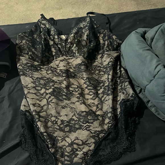 Shapewear for Women Tummy Control Body Suit - Picture 1 of 3